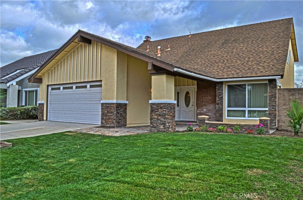 listing image 130722304910955782888
