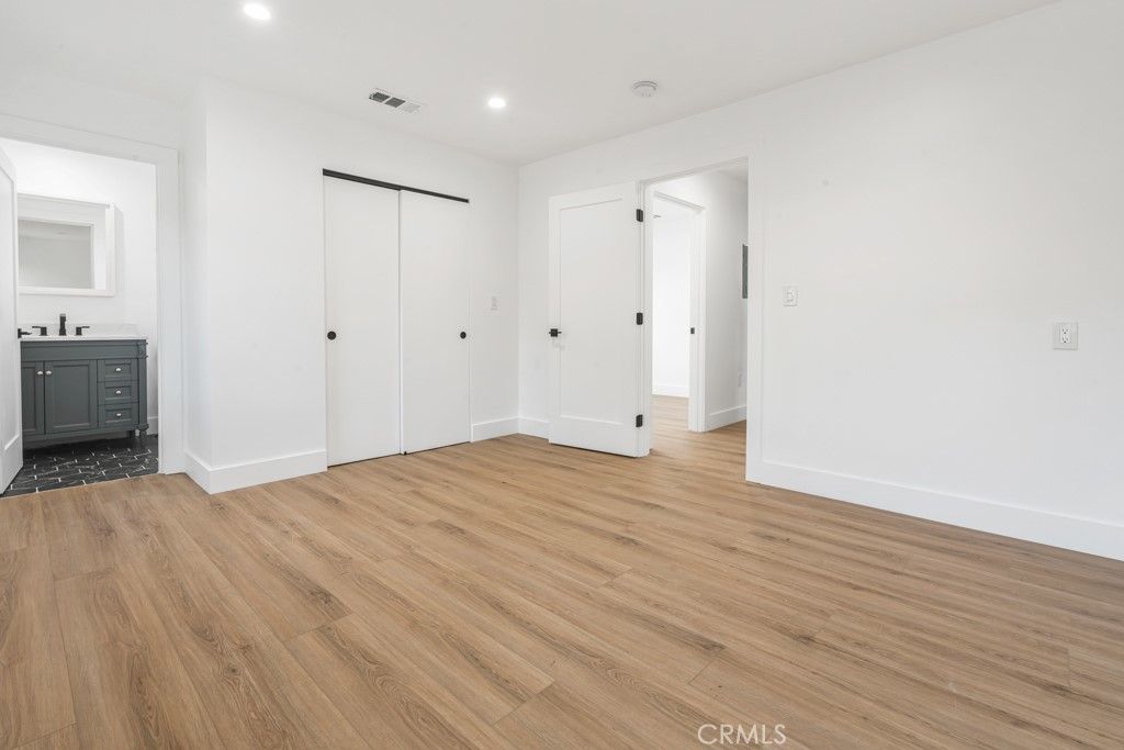 listing image 130725062042725302182