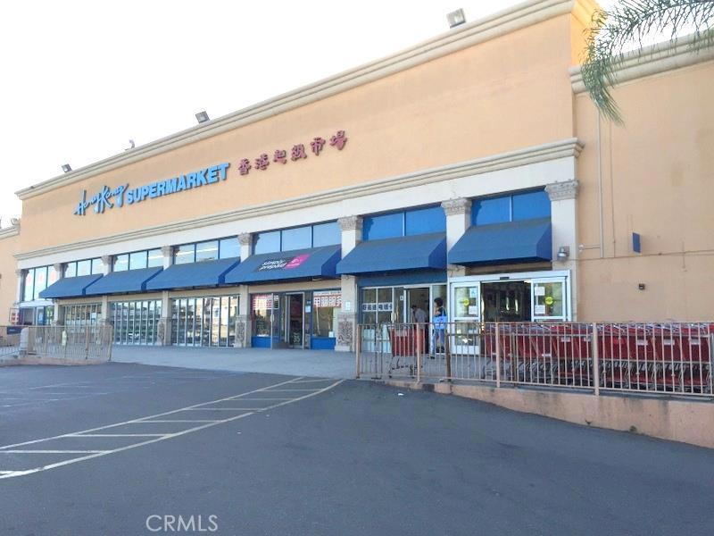 Hong Kong Supermarket location marks an important landmark in the heart of Monterey Park Downtown revitalization. The site is also near the soon to break ground Monterey Park Town Centre (95,428sf lot), which consists of 109 condominium units and another 71,366sf of retail space. Nearby is the famous Lincoln Plaza Hotel and many eateries in walking distance. Close to 10 freeway and 15 minutes from Downtown Los Angeles. This offering is for the real estate land value. (3 Parcels to be sold together 5255-007-024, 5255-007-010, 5255-007-004)