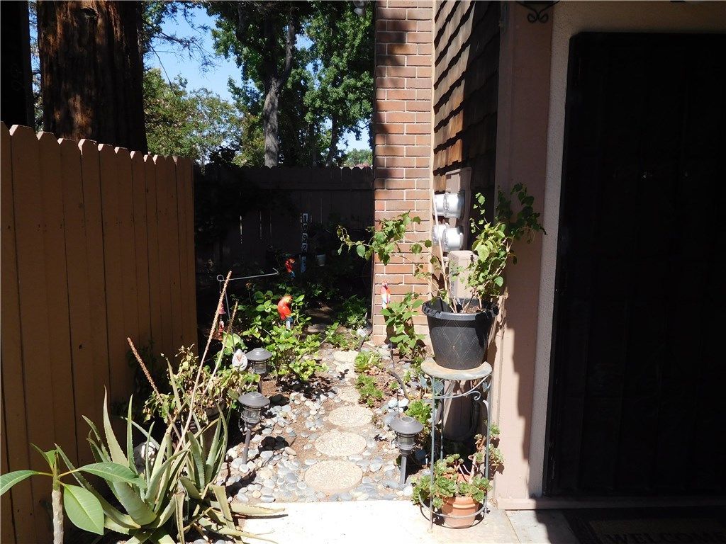 listing image 130728991109647450726