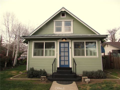 A home in Snelling