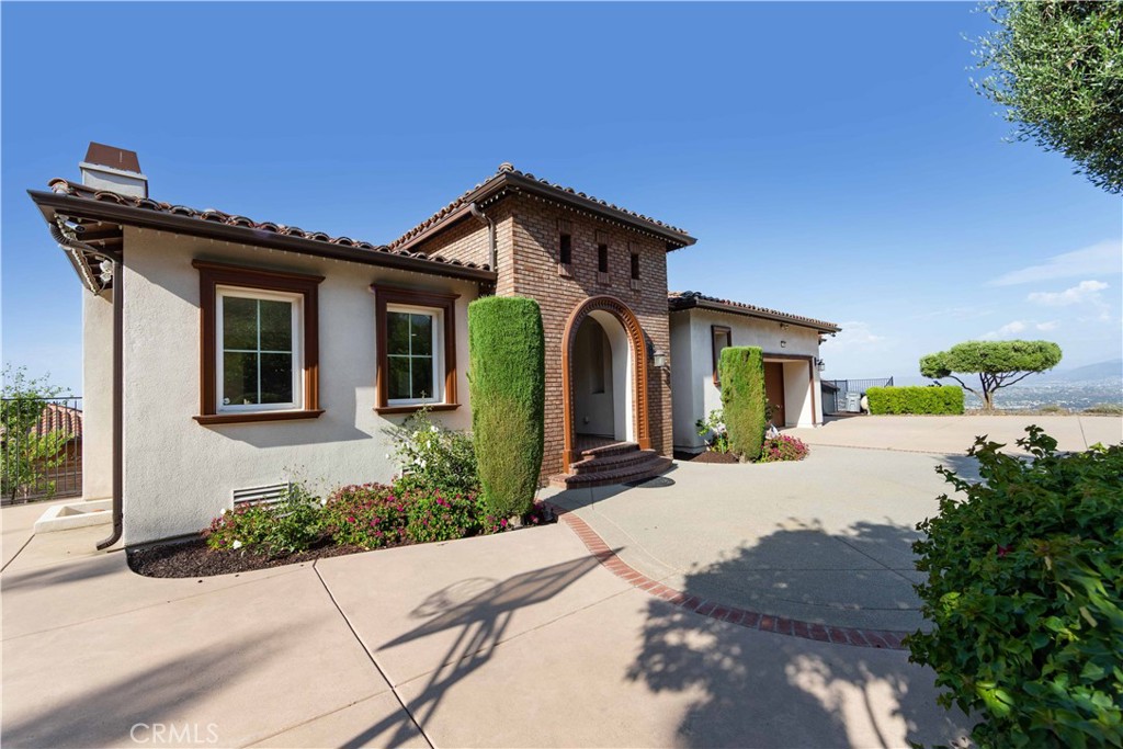 42365 Vista Montana Court