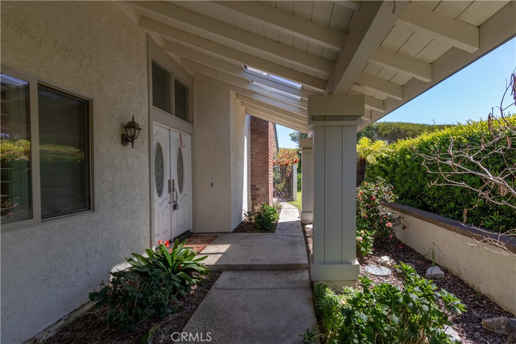 48 White Water Drive