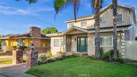 A home in Inglewood