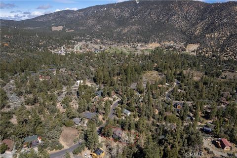 A home in Pine Mountain Club