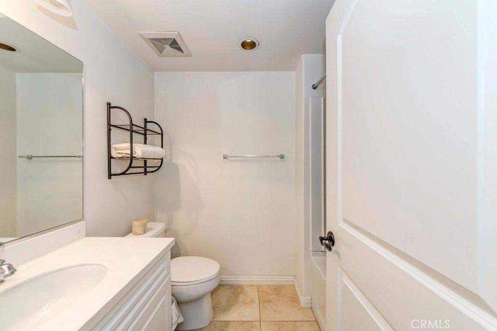 listing image 130728725184804269171