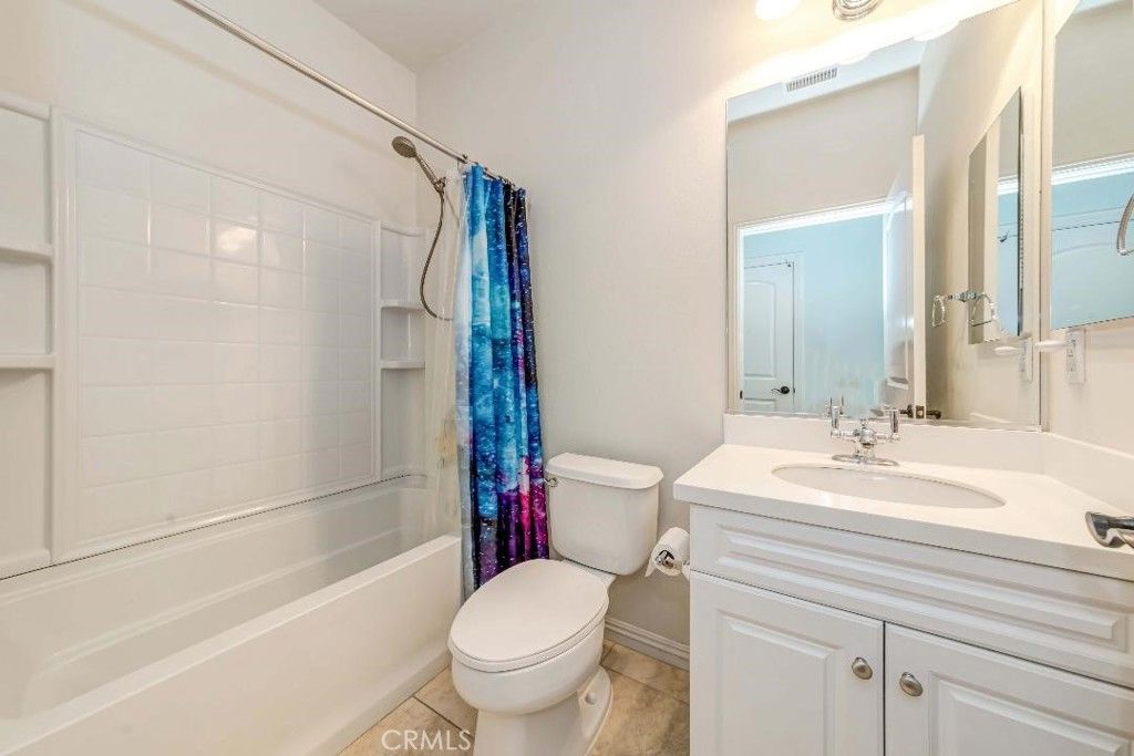 listing image 130721729074694218801
