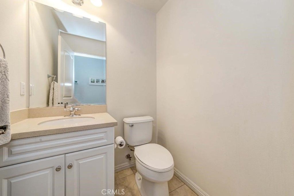 listing image 130726797345576724395