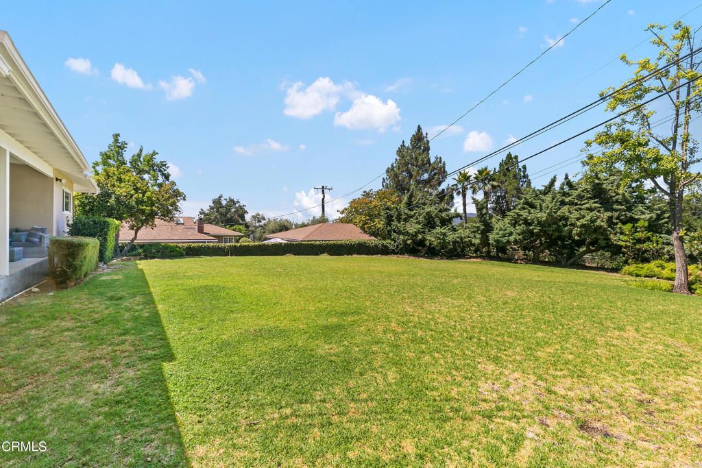 listing image 130726817521527214543