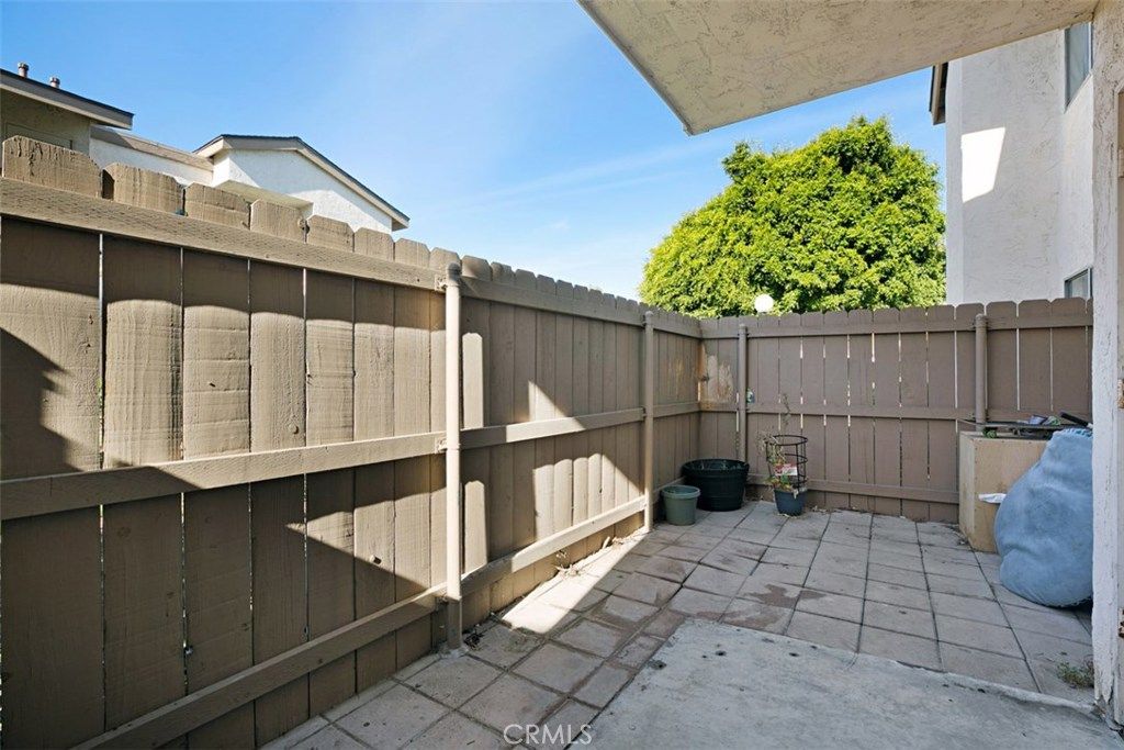 listing image 130725170717180401162