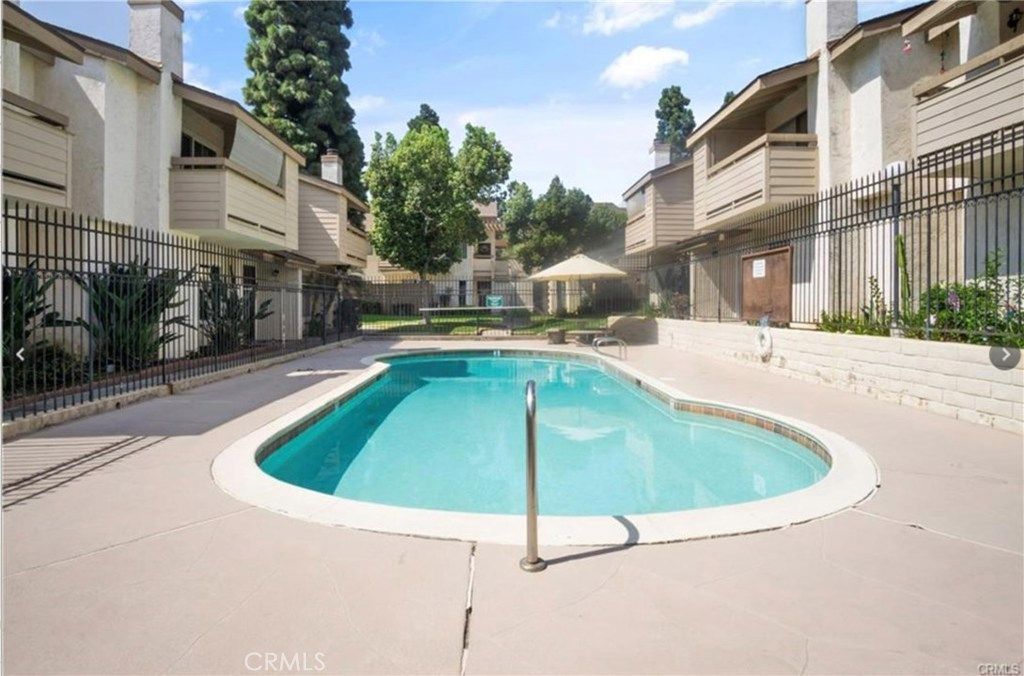 listing image 130727235601493987602