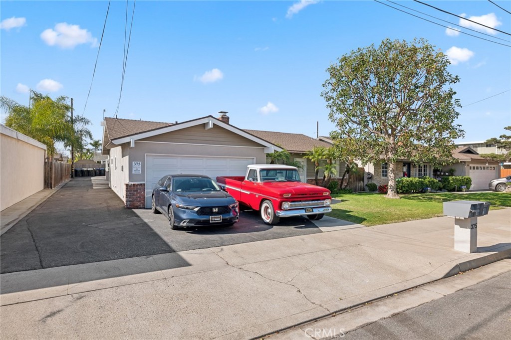 375 Woodland Place