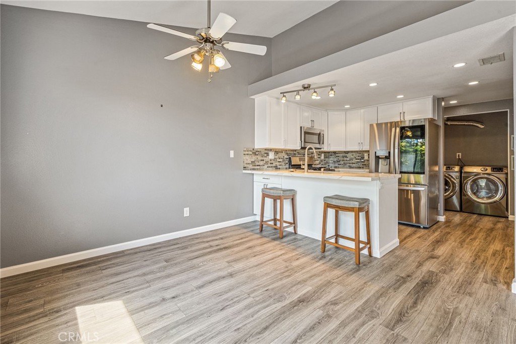 View Spring Valley, CA 91977 condo