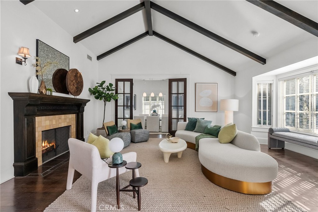 Properties 3 14115 Greenleaf Street