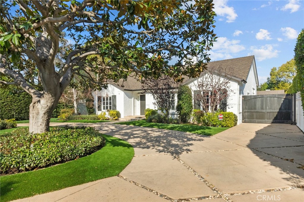 Properties 1 14115 Greenleaf Street