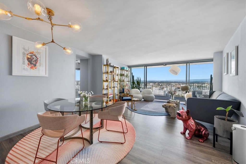 700 E Ocean Boulevard 2902