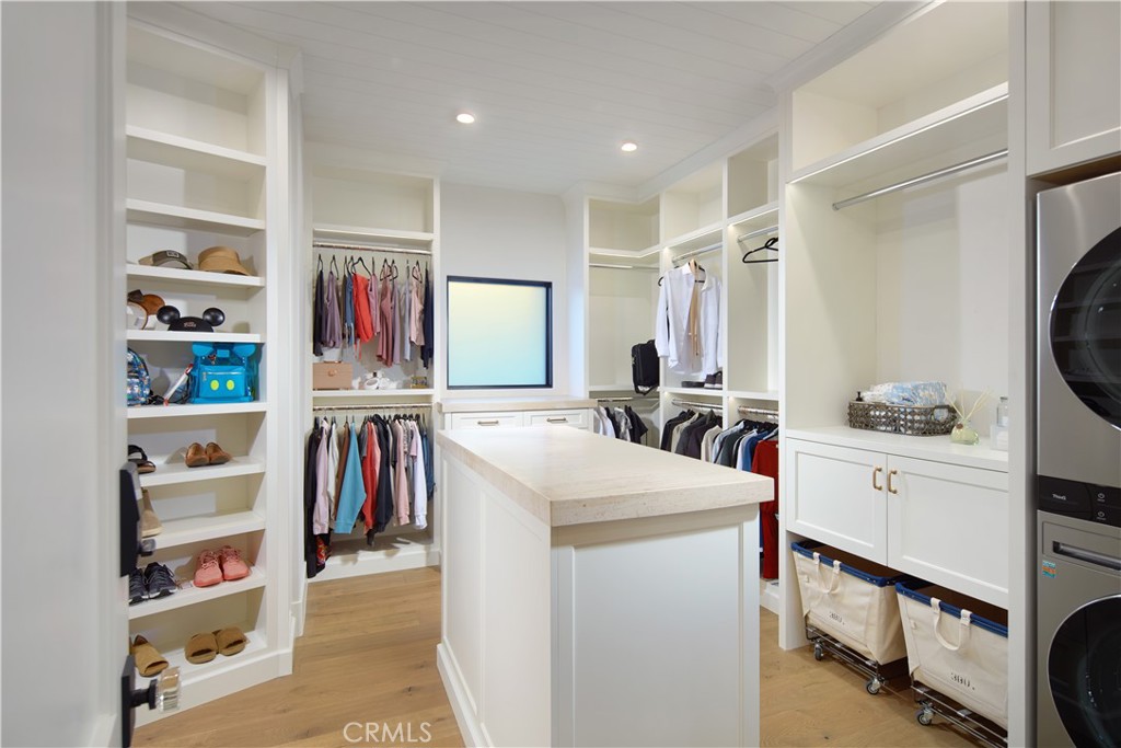 Ritz Cove (RC) - Residential