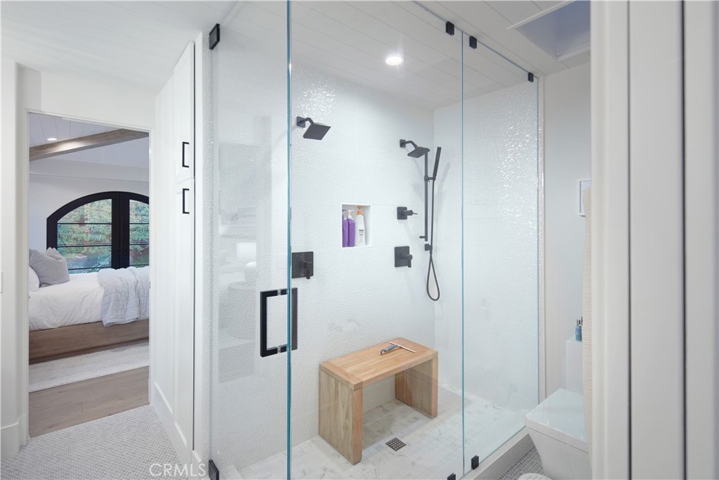 Ritz Cove (RC) - Residential