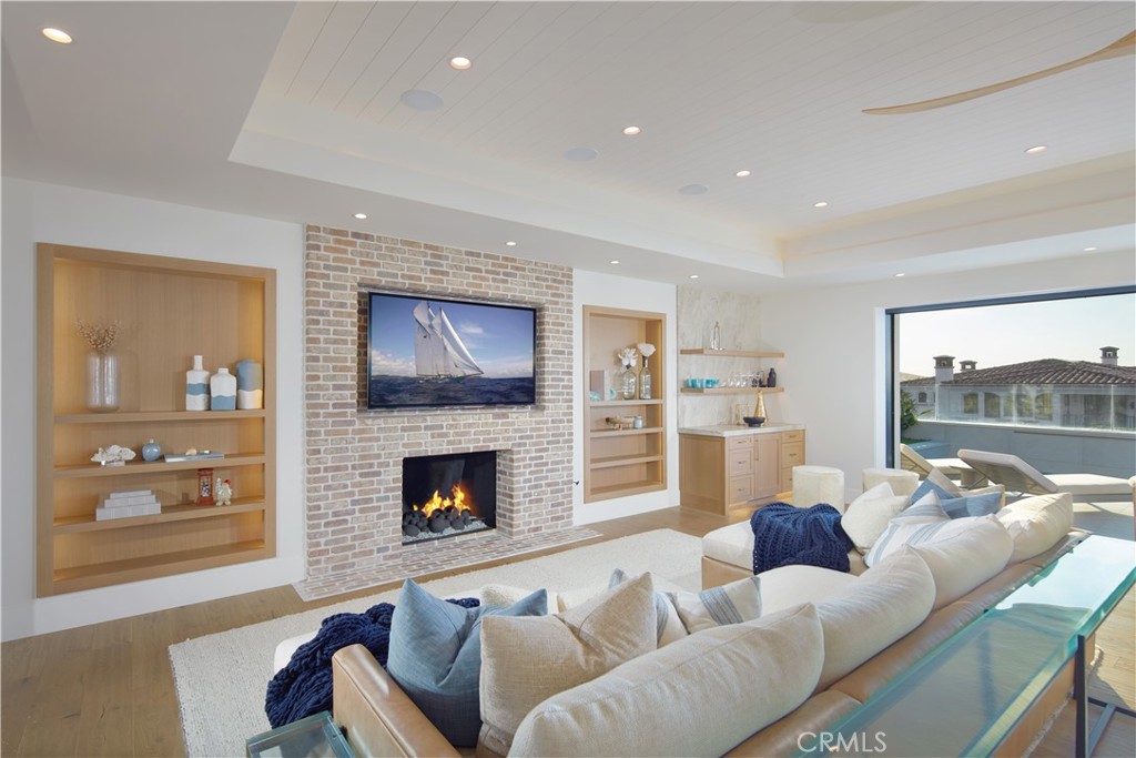 Ritz Cove (RC) - Residential