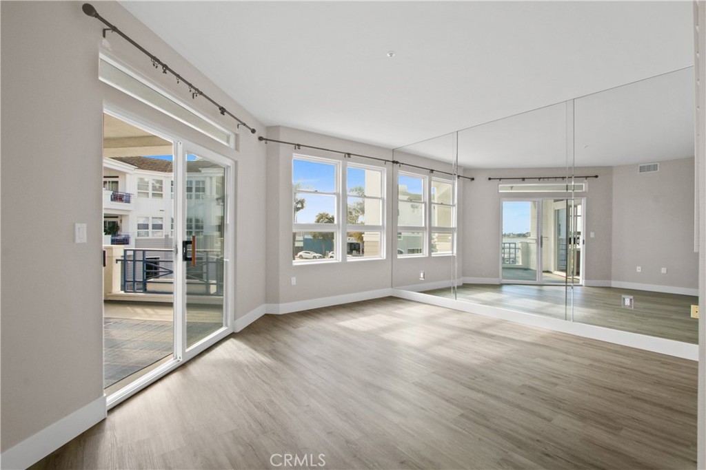 2600 Newport Boulevard 221