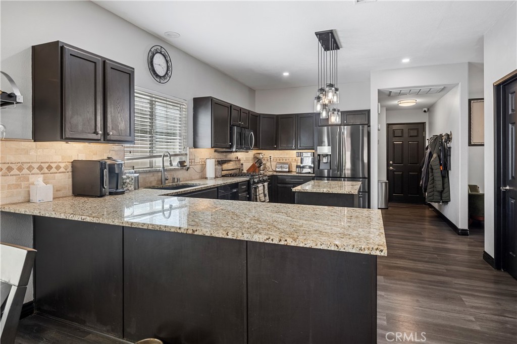 40406 Calle Katerine