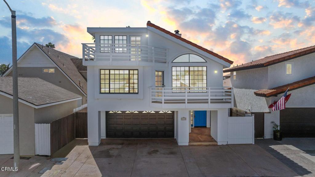 5120 Seabreeze Way