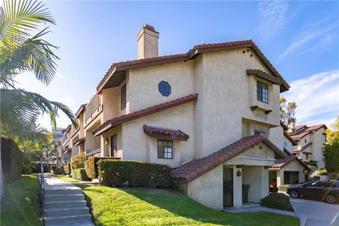 1239 E Whittier Boulevard La Habra CA 90631