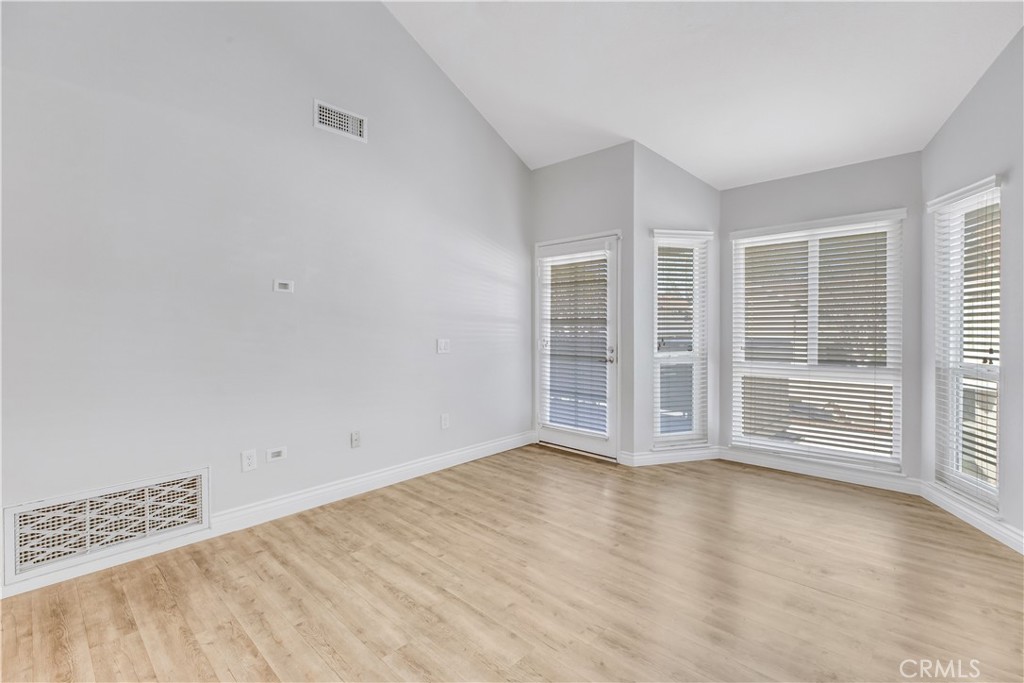 Photo 4 of 31 of 12671 Briarglen B condo