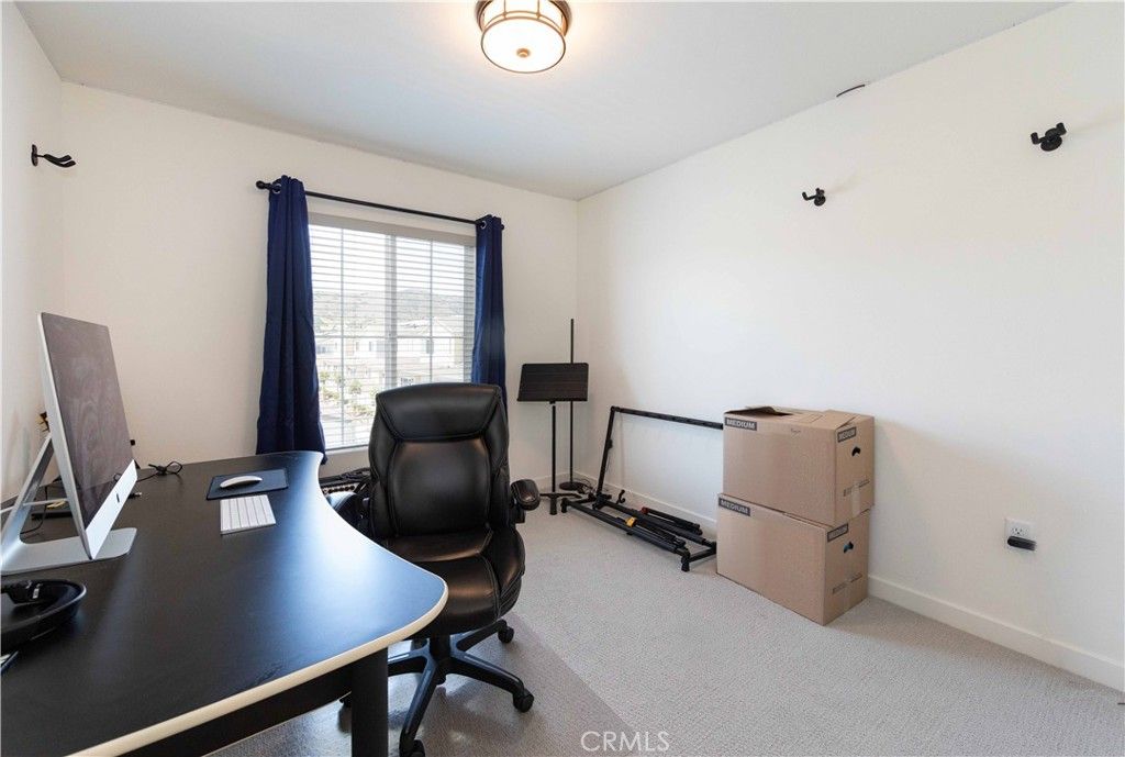 listing image 130726658698799927978