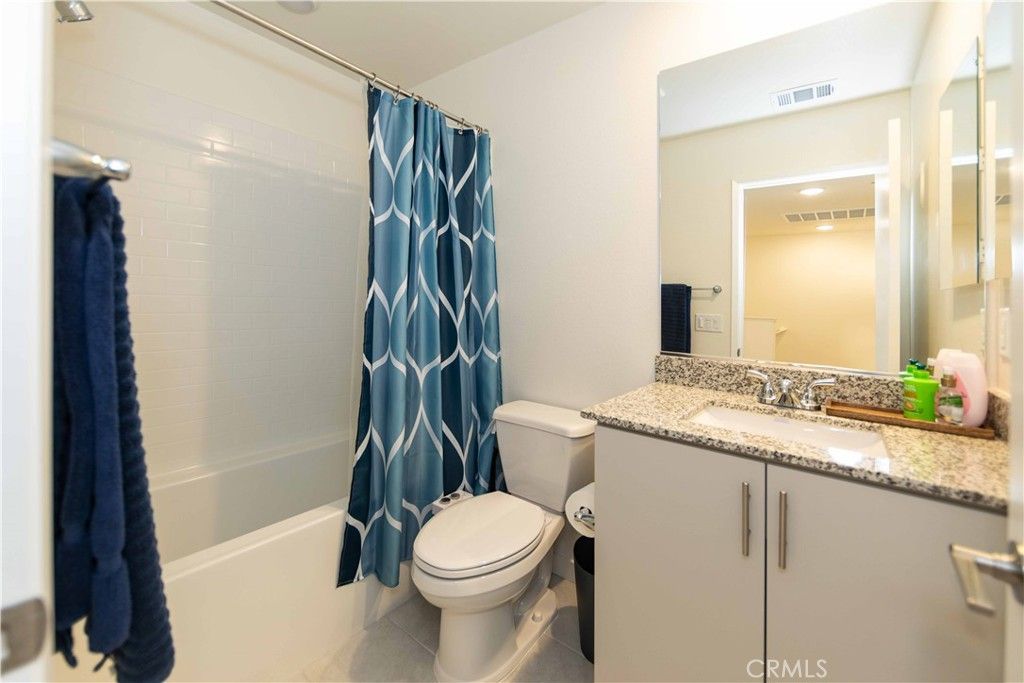 listing image 130720988883281055221