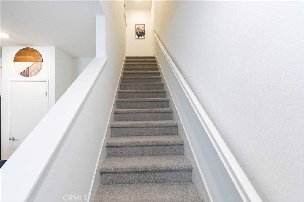 listing image 130724892188787873984