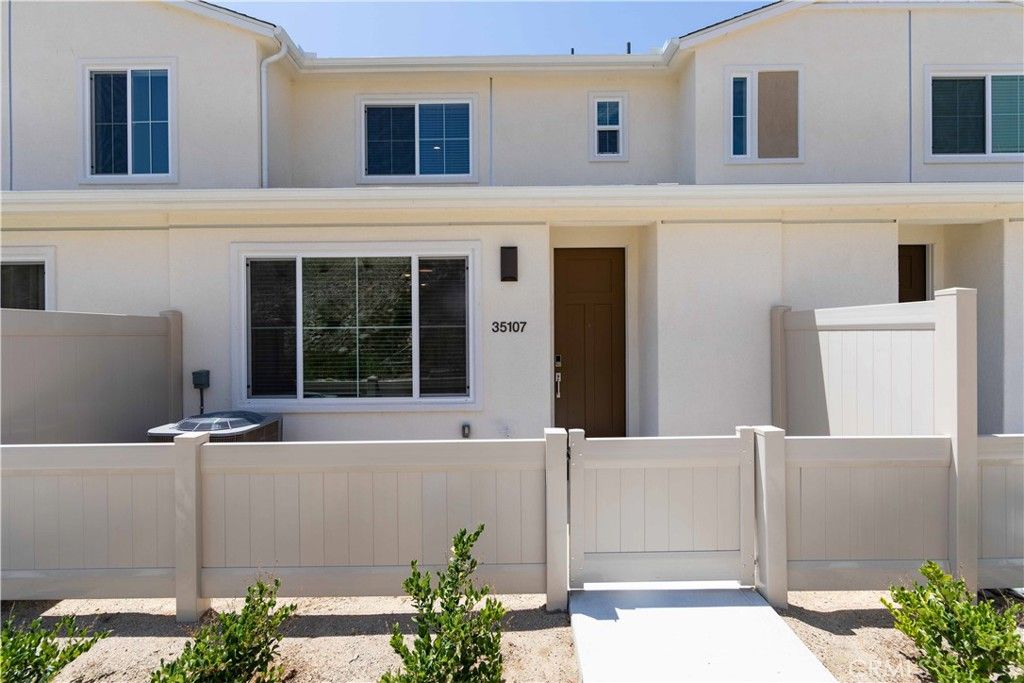 listing image 130721233446843156794