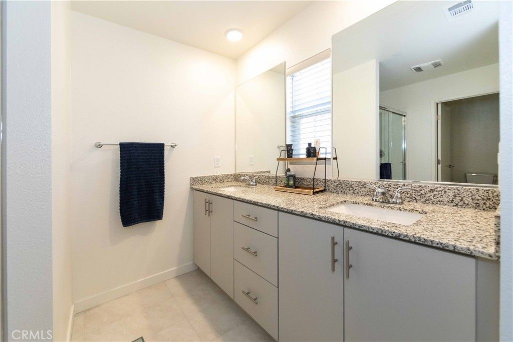listing image 130720151143152807081
