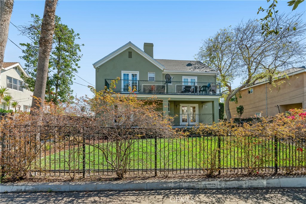 Properties 1 1400 N Garfield Avenue