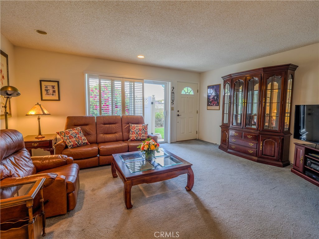 Hollow Hills (126) - Residential