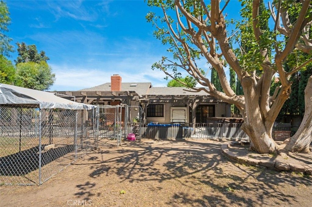 listing image 130724289107765128220