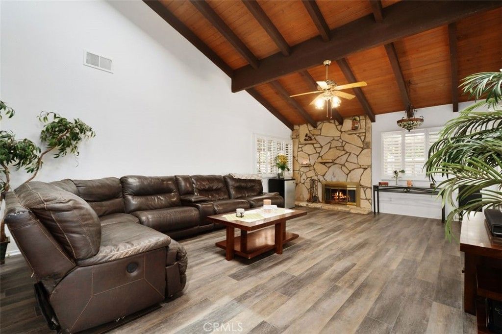 listing image 130727205526327661544
