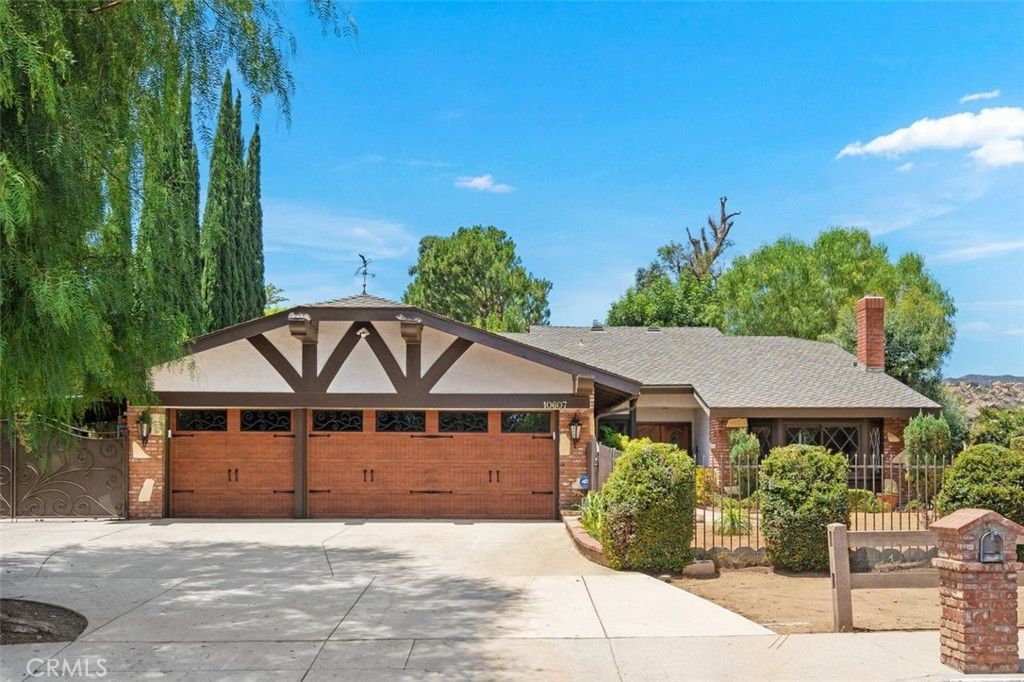 listing image 130722722510649188385