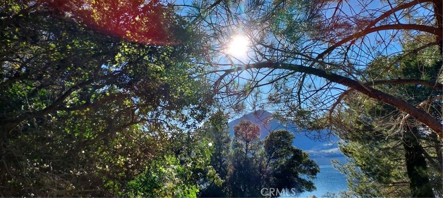 Looking for that prefect place to build your home on.  This it and priced to sell.  Great location.  Property has a peek-a-boo lake view and a view of Konocti Mountain. Water and electrical at the street.  Bring your home plans.