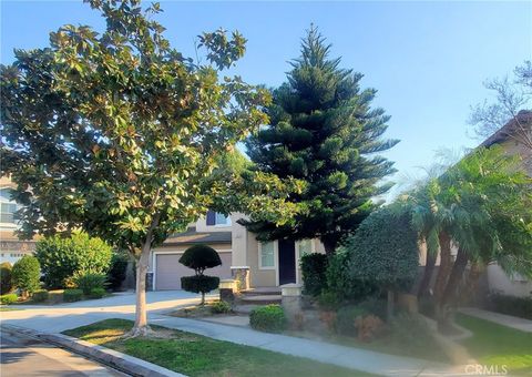 A home in La Mirada