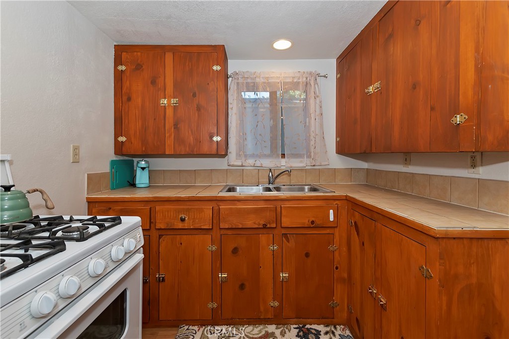 Twin Peaks (TWIN) - Residential