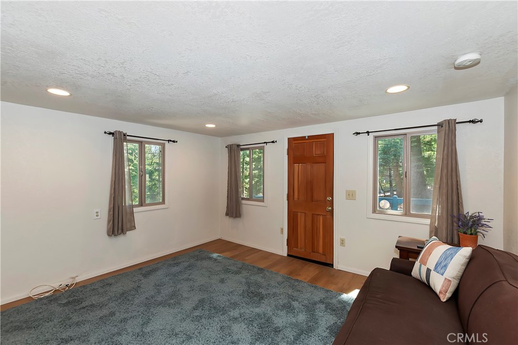 Twin Peaks (TWIN) - Residential