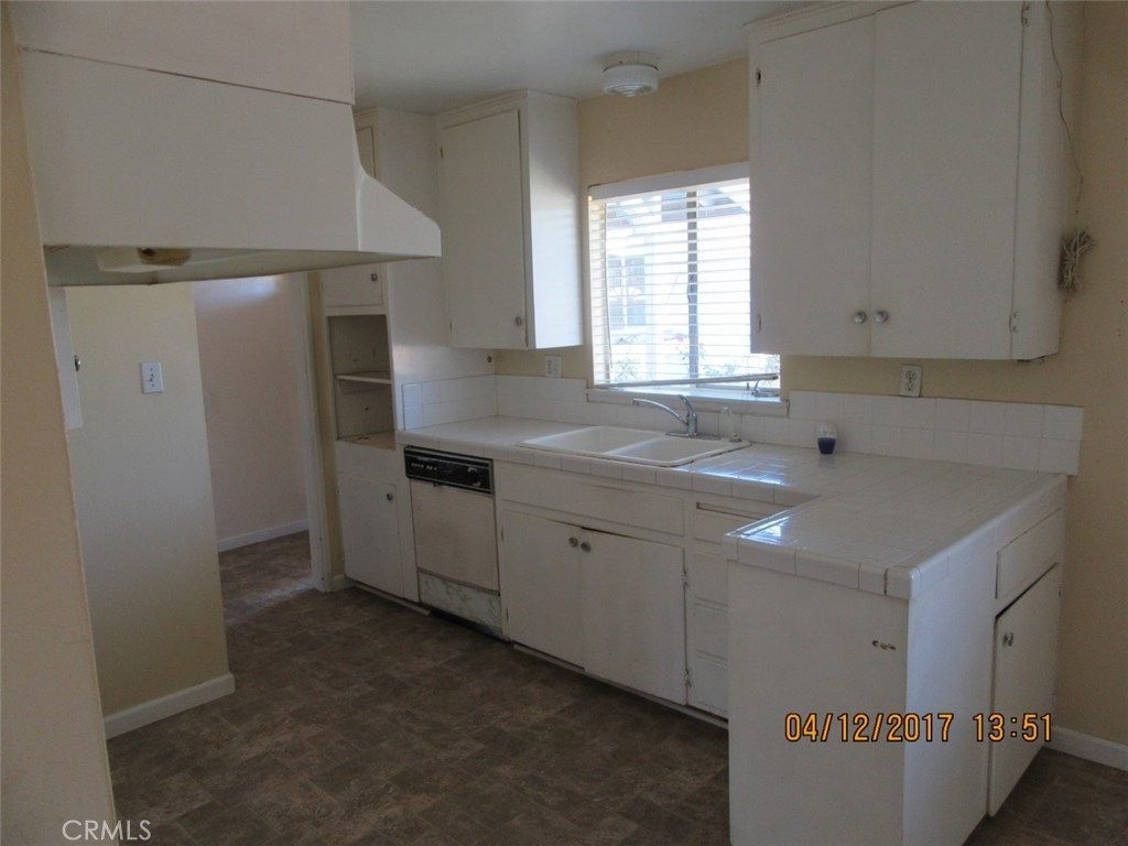 listing image 130727679945587189747