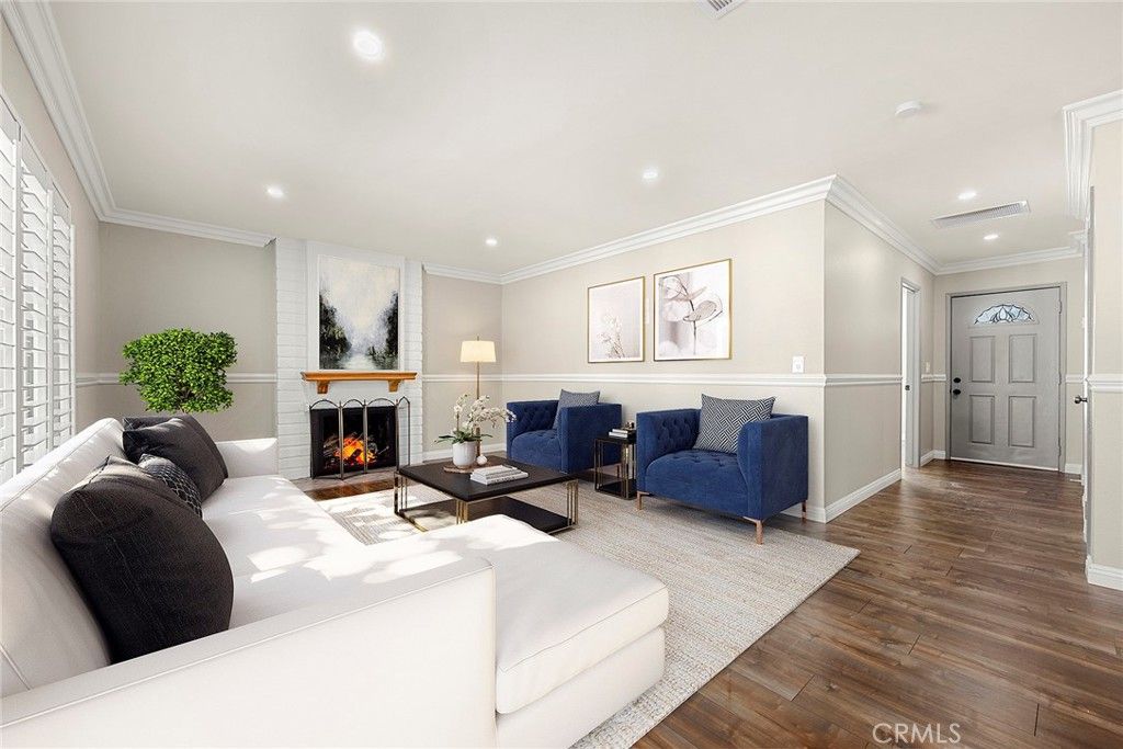 listing image 130726562294328520676