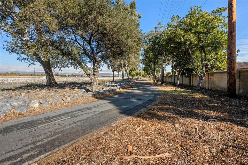 listing image 130724071059507635648