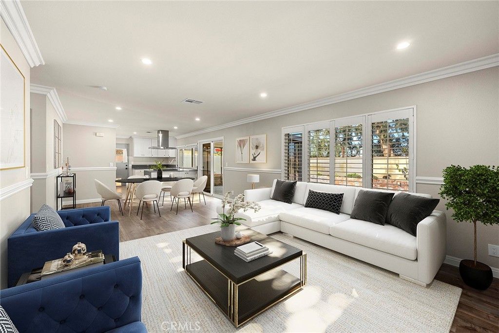listing image 130729719157332844828