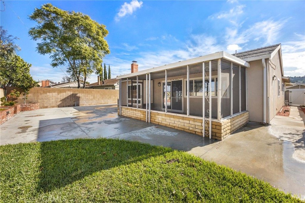 listing image 130721521433946314198