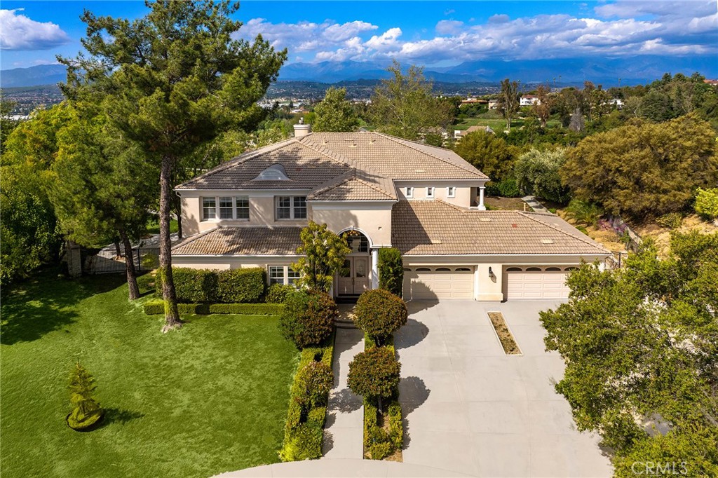 2100 Whistler Court