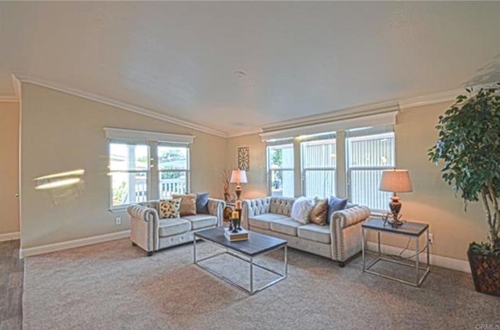 2700 E Valley Parkway E 64