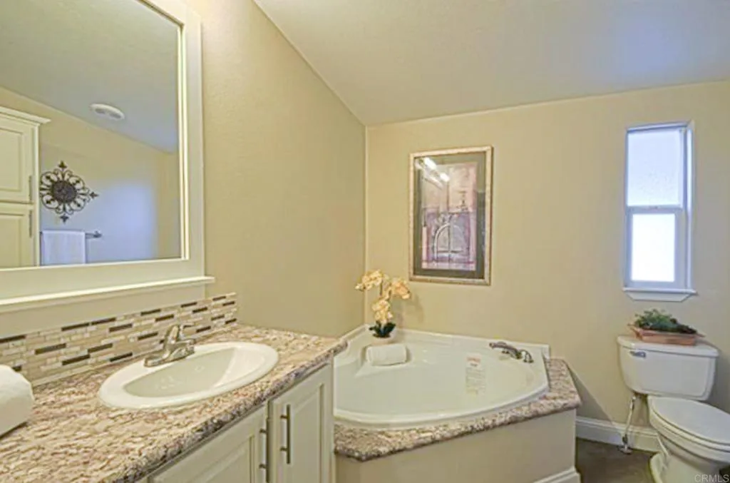 Escondido, California 92027, United States, 3 Bedrooms Bedrooms, ,2 BathroomsBathrooms,Residential,Active,152703